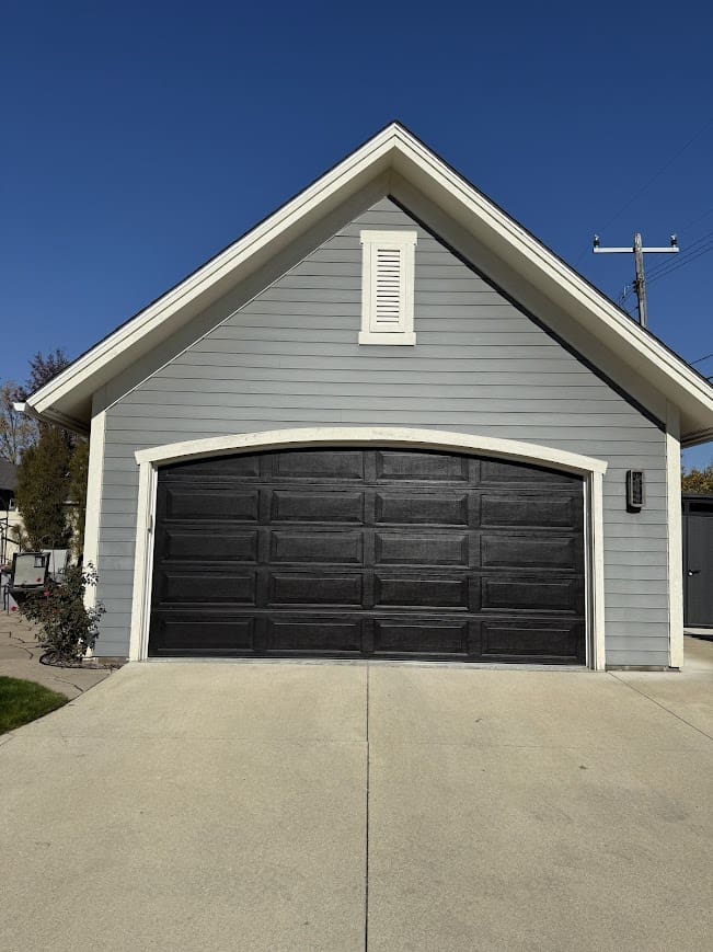garage exterior painting